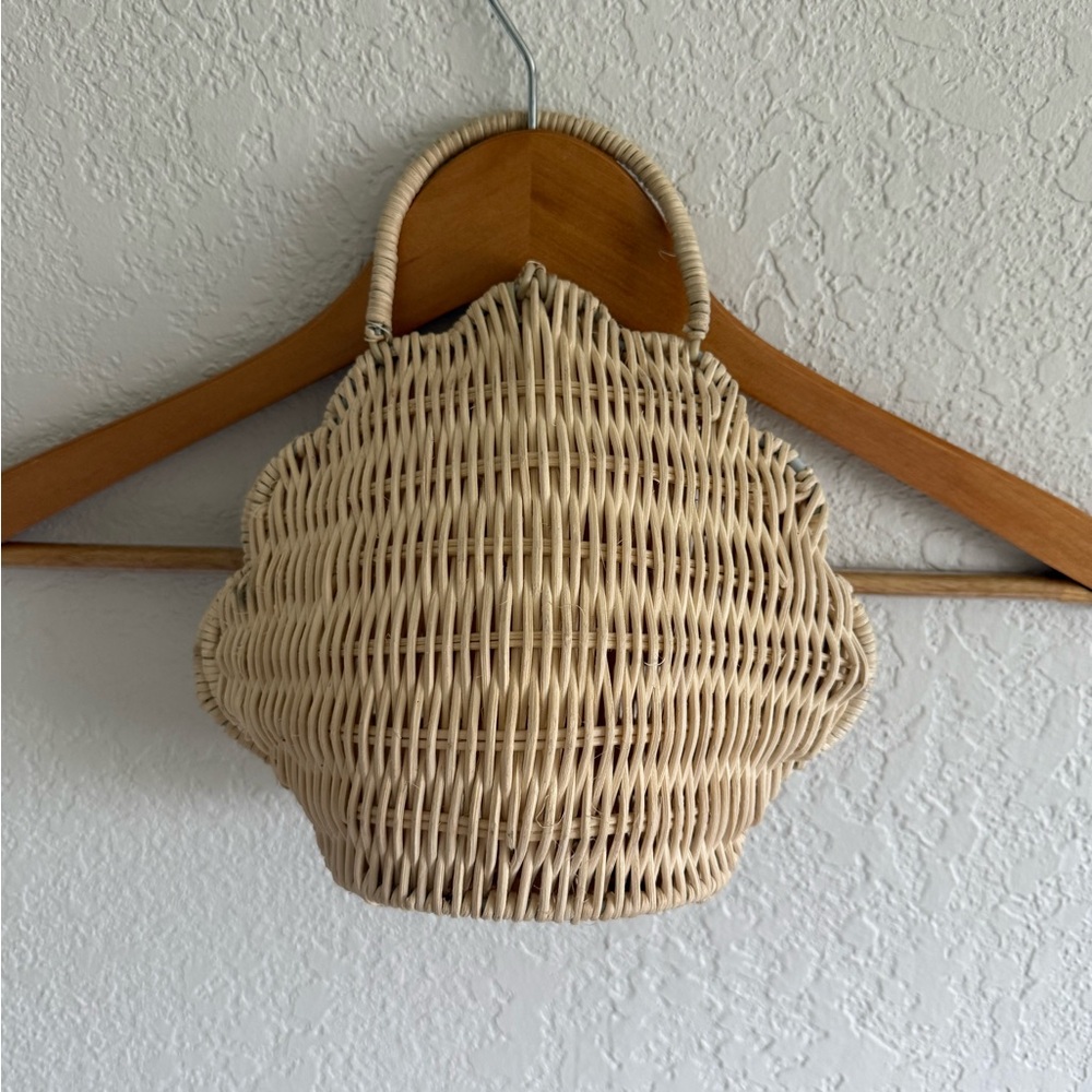 Olli Ella Seashell Rattan Handbag - Picture 5 of 5